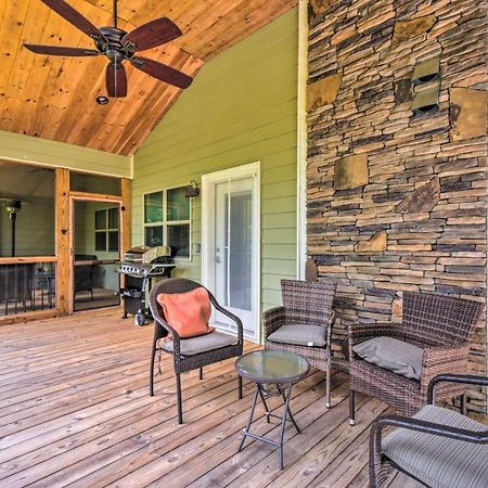 Cozy Riverside Dahlonega Home With Kayaks And Fire Pit Exterior photo