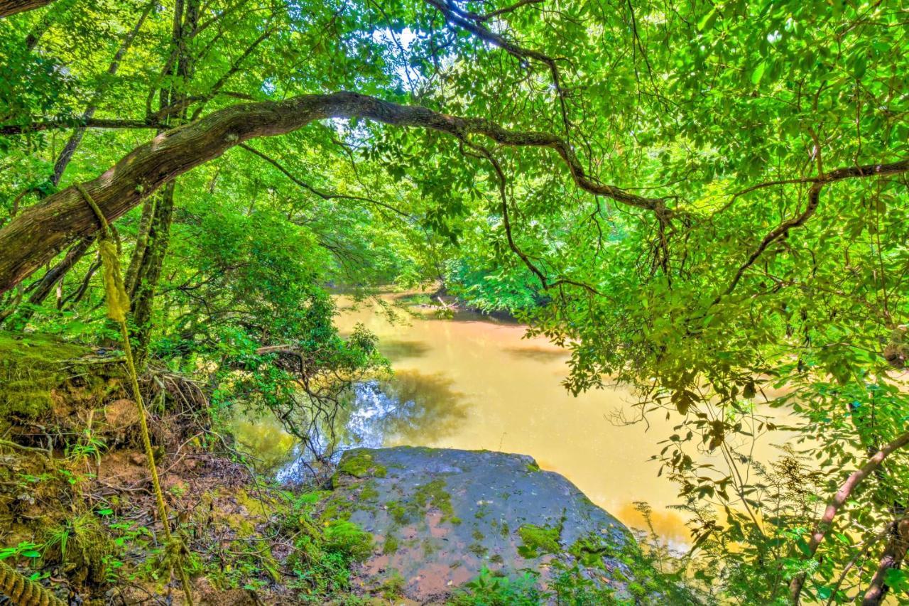 Cozy Riverside Dahlonega Home With Kayaks And Fire Pit Exterior photo